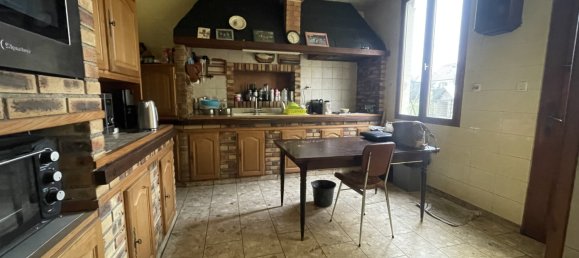 Casa de 4 dormitorios en Villeneuve-Saint-Germain, France No. 71616 4