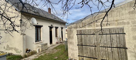 Casa de 4 dormitorios en Villeneuve-Saint-Germain, France No. 71616 3