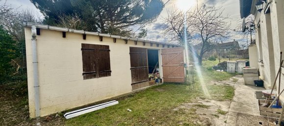 Casa de 4 dormitorios en Villeneuve-Saint-Germain, France No. 71616 2