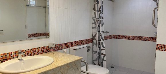 3 bedrooms Condo in Bangkok, Thailand No. 6579 9