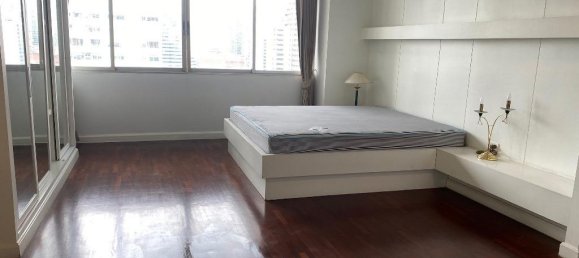 3 bedrooms Condo in Bangkok, Thailand No. 6579 5