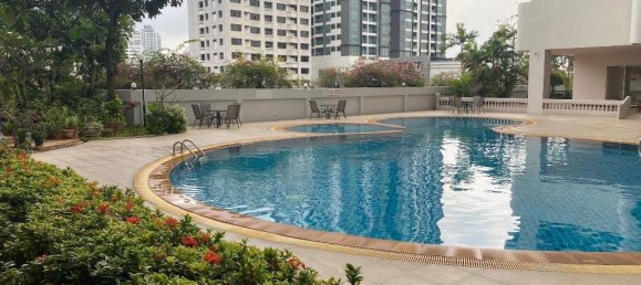 3 bedrooms Condo in Bangkok, Thailand No. 6579 12