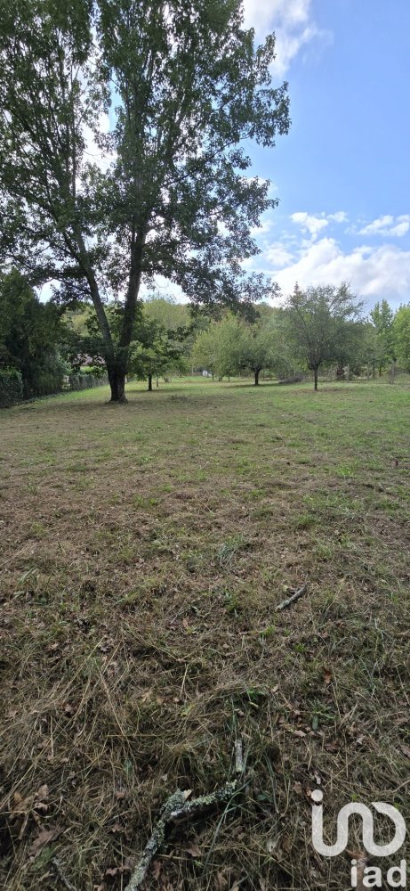 Terrain à Pradines, France No. 99741