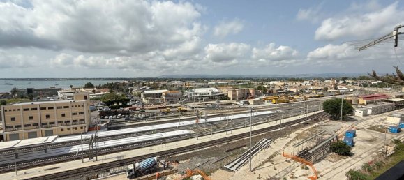 5 bedrooms Apartment in Syracuse, Italy No. 365028 4