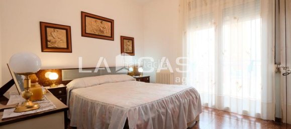 3 bedrooms Apartment in Barcelona, Spain No. 171351 24