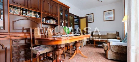 3 bedrooms Apartment in Barcelona, Spain No. 171351 14