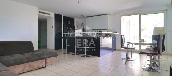 3 bedrooms Apartment in Marseille, France No. 296161 4