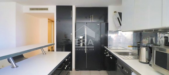 3 bedrooms Apartment in Marseille, France No. 296161 7