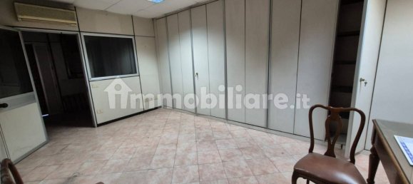 5-salle Entrepôt à Palermo, Italy No. 174376 19