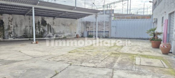 5-salle Entrepôt à Palermo, Italy No. 174376 4