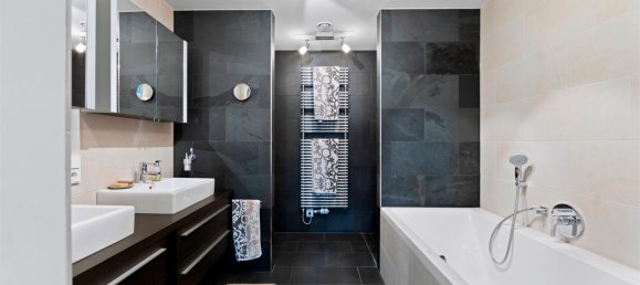 Apartamento de 4 divisões em Mitte, Germany N.º 13399 8