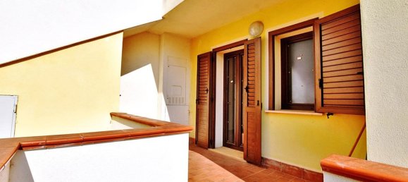 3 rooms Apartment in Muros, Italy No. 191144 2