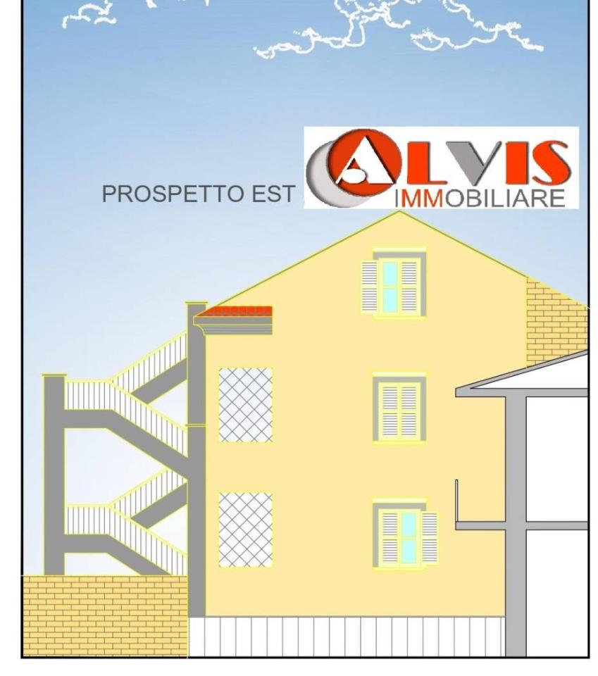 6 rooms House in Casagiove, Italy No. 32877