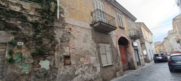 6 rooms House in Casagiove, Italy No. 32877 5