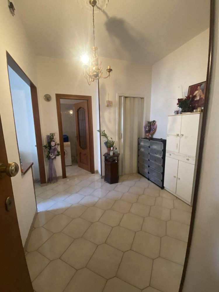 3 rooms Apartment in Asti, Italy No. 131183