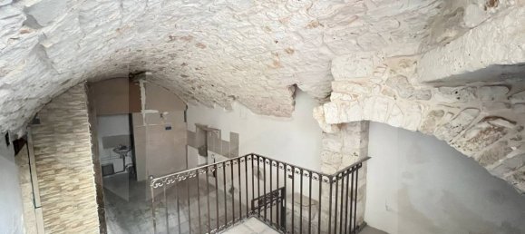Propiedad comercial de 3 habitaciónes en Conversano, Italy No. 27264 7