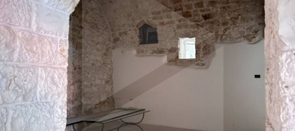 Propiedad comercial de 3 habitaciónes en Conversano, Italy No. 27264 4