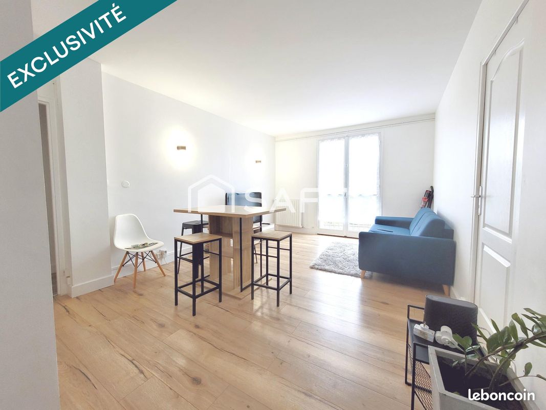 Apartamento de 3 dormitorios en Compiegne, France No. 235198