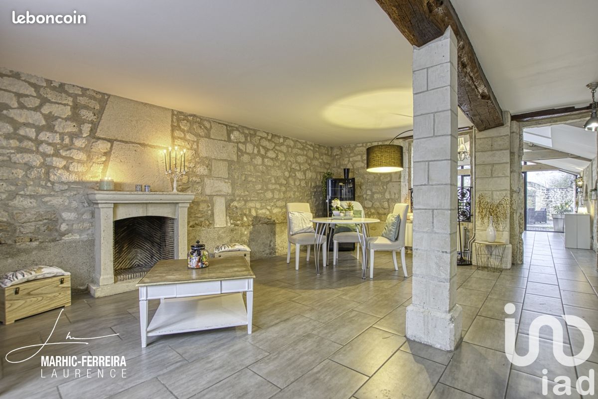 3 Schlafzimmer Haus in Les Ageux, France, Nr. 363167