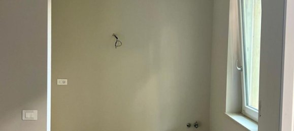 3 Schlafzimmer Wohnung in Parma, Italy, Nr. 345999 4