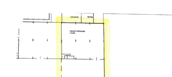 900m² Warehouse in Udine, Italy No. 352293 4