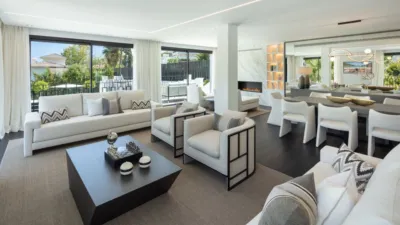 Villa de 5 dormitorios en Marbella, Spain No. 69411