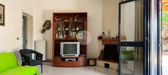 3 bedrooms Villa in Manfredonia, Italy No. 342833 8