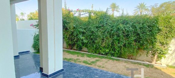 4 Schlafzimmer Villa in Reem, UAE, Nr. 28549 20