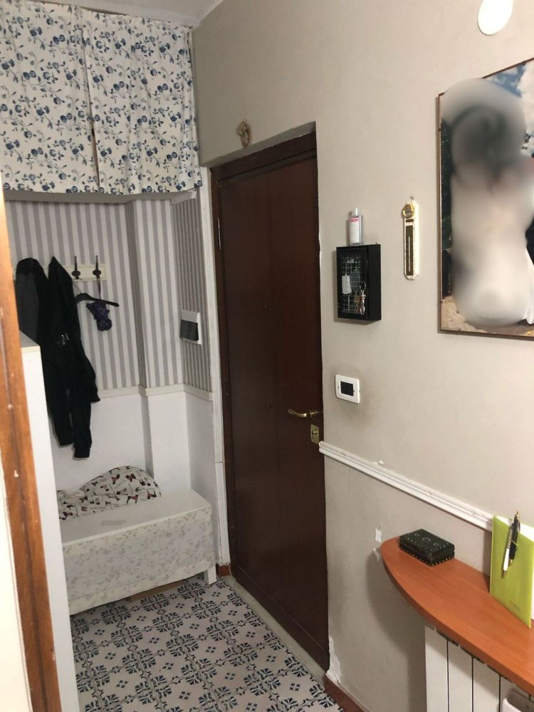 4 rooms Apartment in Rome, Italy No. 209517
