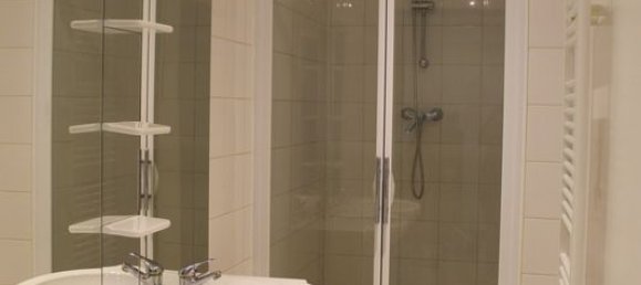 Apartamento de 2 dormitorios en Grenoble, France No. 197637 8