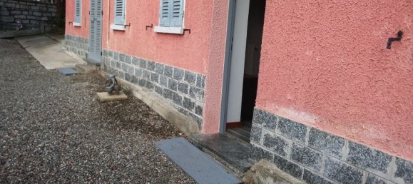 2 bedrooms House in Tremezzina, Italy No. 58338 2