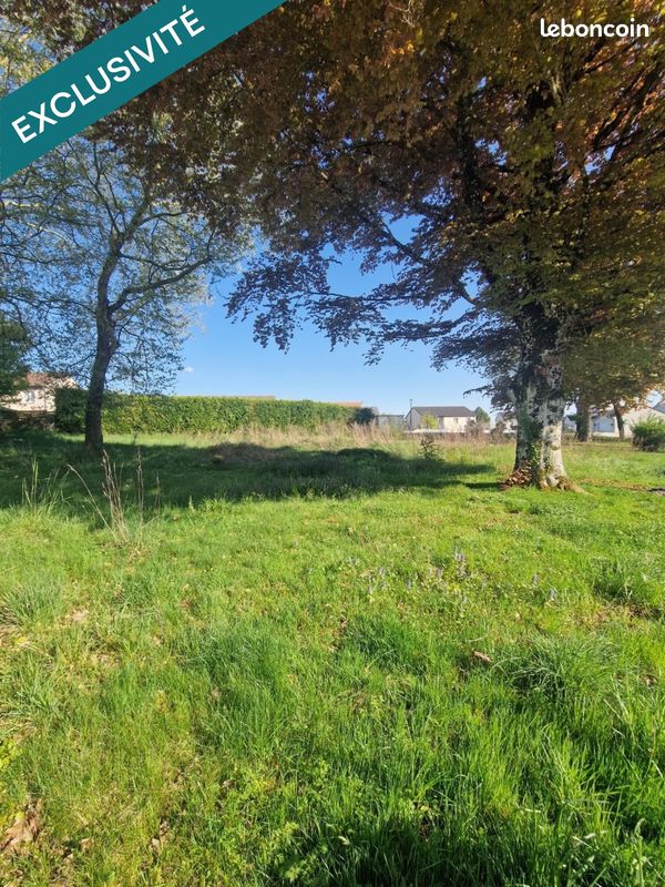 Terreno en Pierrepont, France 574 m² No. 83547