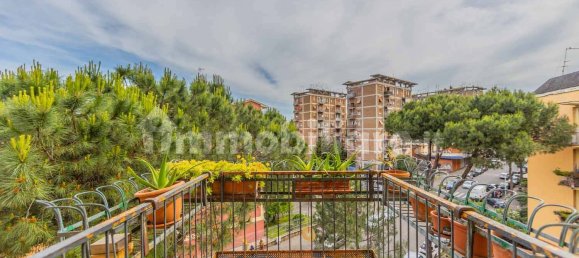 2 Schlafzimmer Wohnung in Rome, Italy, Nr. 306127 5