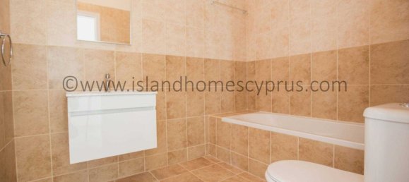 3 bedrooms House in Avgorou, Cyprus No. 24016 17