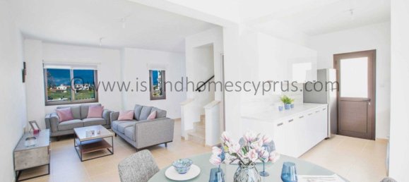 3 bedrooms House in Avgorou, Cyprus No. 24016 2