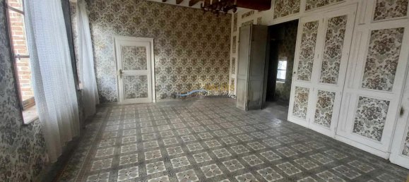 3 bedrooms House in Montaigu, France No. 84564 7