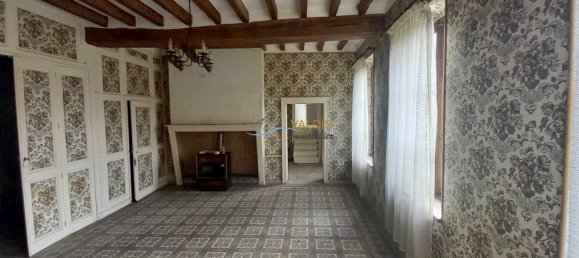 3 bedrooms House in Montaigu, France No. 84564 5