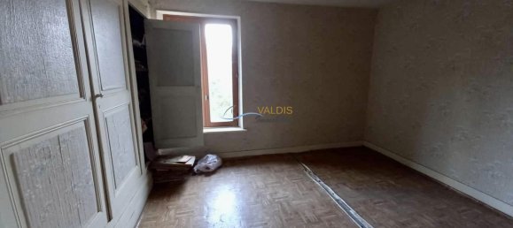 3 bedrooms House in Montaigu, France No. 84564 12