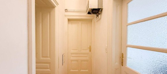 2 rooms Apartment in Alsergrund, Austria No. 158319 13