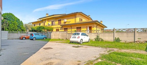 2 bedrooms Apartment in Verano Brianza, Italy No. 277011 18