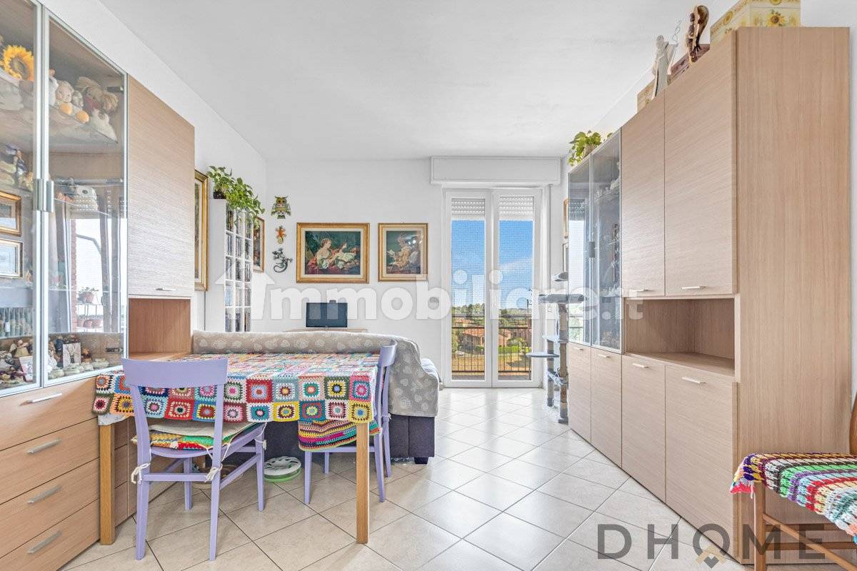 2 bedrooms Apartment in Verano Brianza, Italy No. 277011