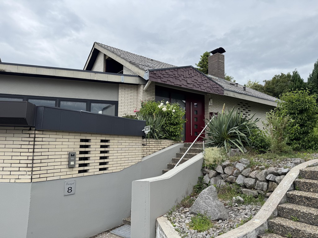 3 bedrooms Villa in Rhein-Neckar-Kreis, Germany No. 273070