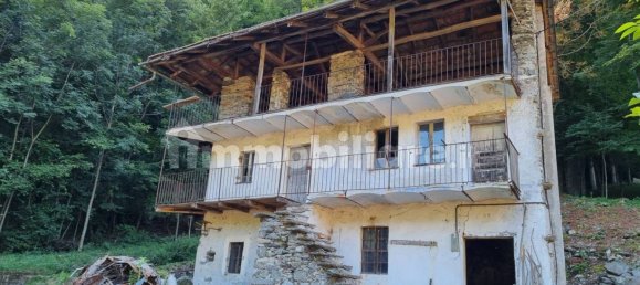 Casa de 2 dormitorios en Varallo, Italy No. 155657 3