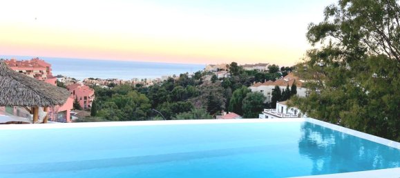 Villa de 4 dormitorios en Fuengirola, Spain No. 45535 16