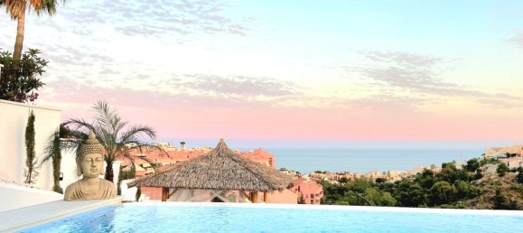 Villa de 4 dormitorios en Fuengirola, Spain No. 45535 14