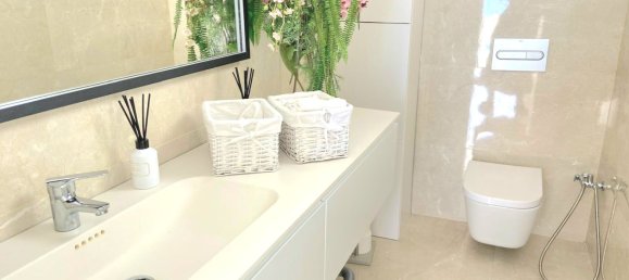 Villa de 4 dormitorios en Fuengirola, Spain No. 45535 4