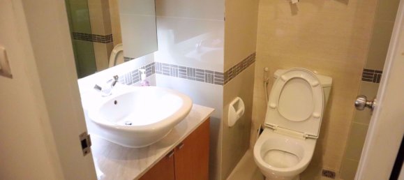 1 Schlafzimmer Eigentumswohnung in Phra Khanong, Thailand, Nr. 10369 4