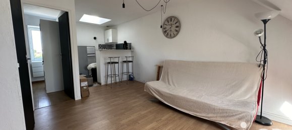 Квартира с 1 спальней в Вьерзон, Франция № 236038 3