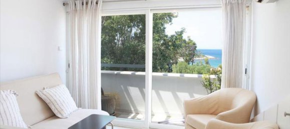 4 bedrooms Villa in Palaia Fokaia, Greece No. 7205 11