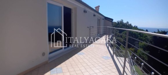 3 rooms Apartment in Sanremo, Italy No. 261610 4